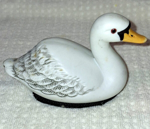 Vintage jasco porcelain swan - vintage,